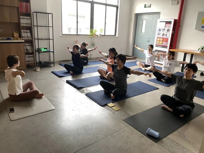 夏日炎炎， 中泰“瑜”你攜手同行
